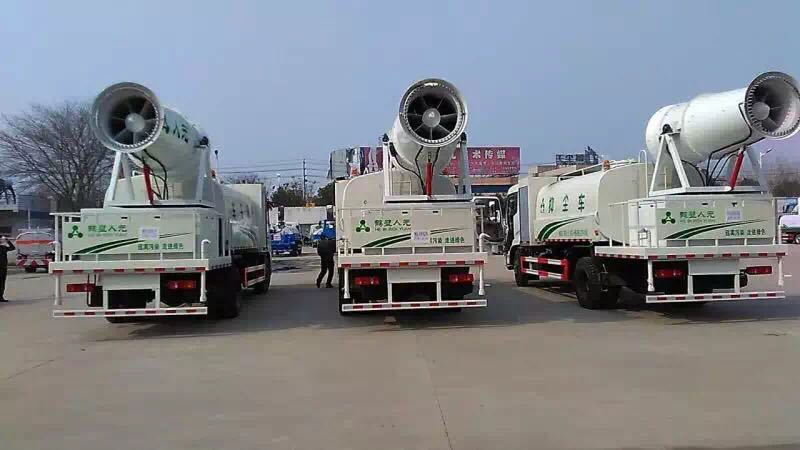 发往四川路上的雾炮_抑尘车_高射程喷雾机图1
