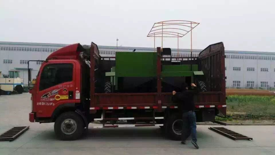 翻堆机装车发货现场图3