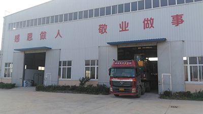 有机肥加工设备发货现场图2