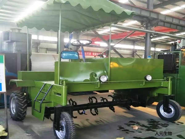 自走式翻堆机原理特点与工作环境要求