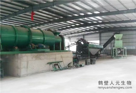 猪粪有机肥生产线帮助农户解决猪粪残余